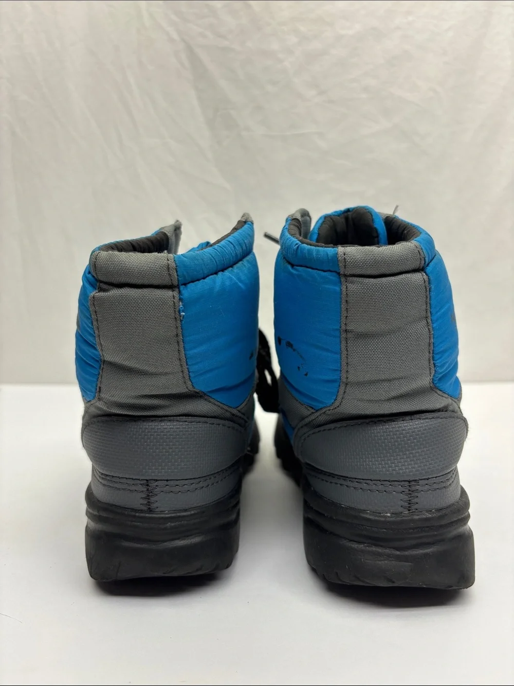 The North Face boots size  13 for little boy, box 73